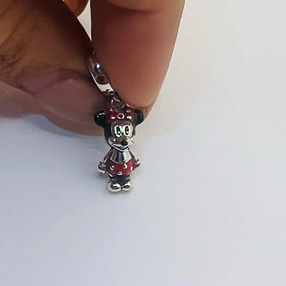 Pandora Disney, Minnie Mouse Dangle Charm - Picture 3 of 10